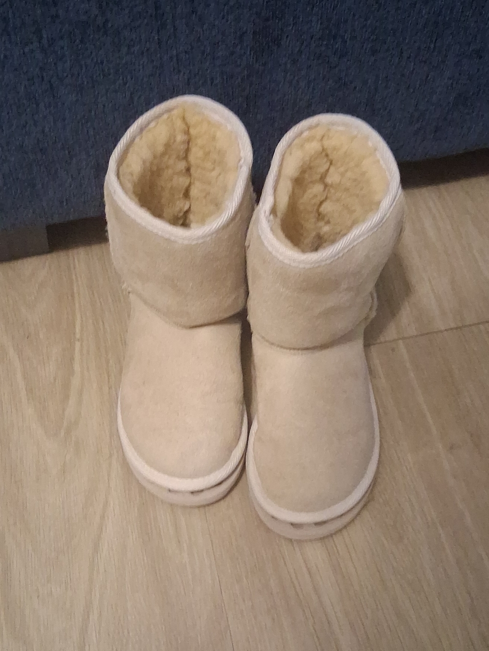 Ladies -Cozy Shearling-Lined Winter Boots - Cream